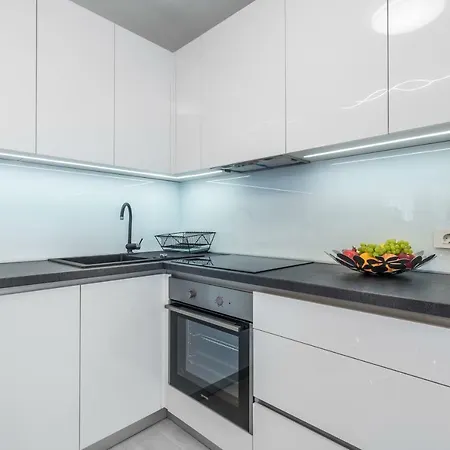 Apartment Point *