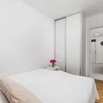 Point * Rijeka