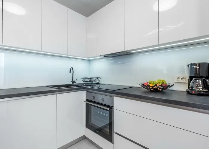 Apartment Point *